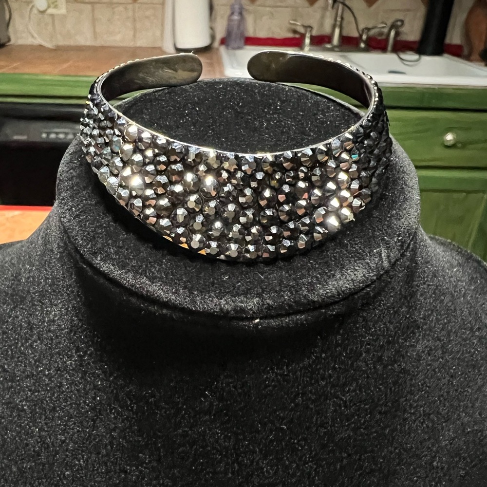 Jimmy Crystal Swarovski New York Bangle